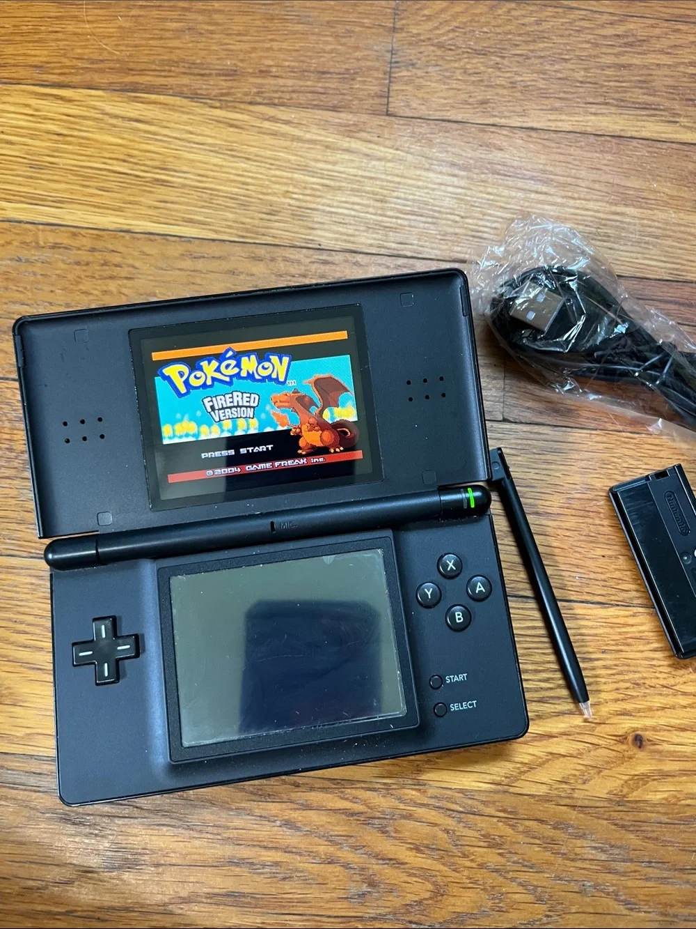 Nintendo DS Lite Handheld Console Pokémon black white Mario Zelda Kirby